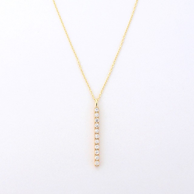 Go straight necklace