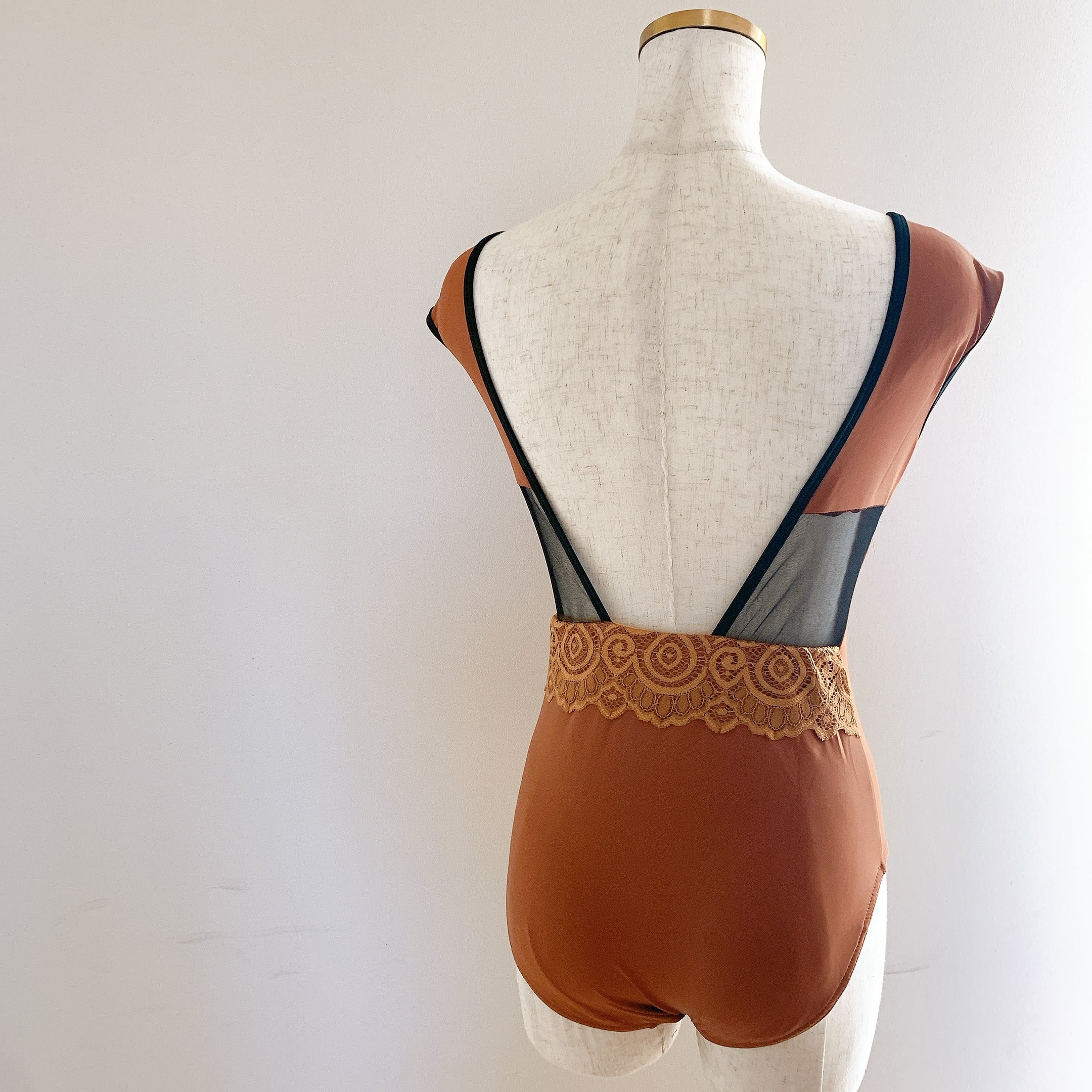 ブラウン バレエレオタード L Grishko（グリシコ）SERENA キャミソールレオタード 35周年記念