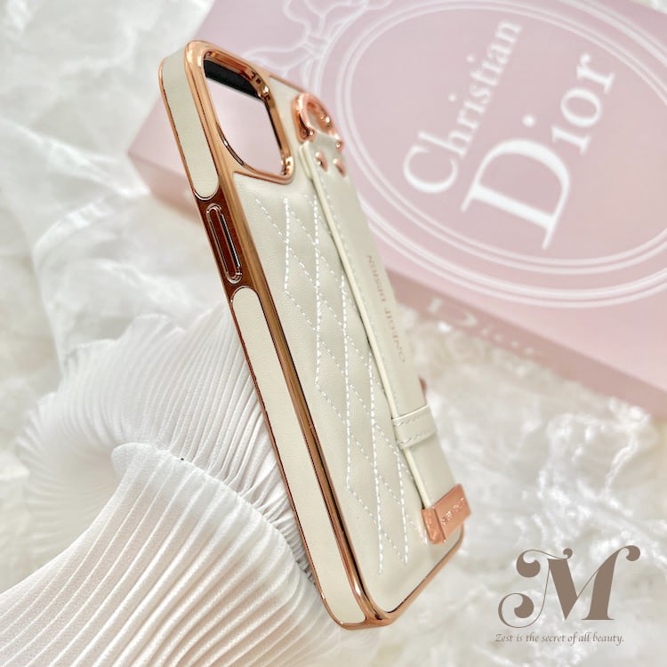 【ヴェルサーチ】キルティング iPhone12 iPhone12Proケース 12/12pro/13 / 14 / 13pro / 13promax/ 14pro / 14promax