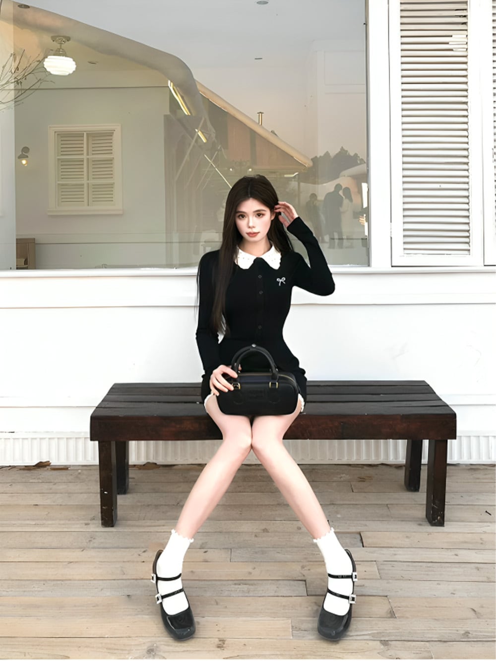 大人可愛い｜ドットビジュアルトップス＋レースブラックミニスカート