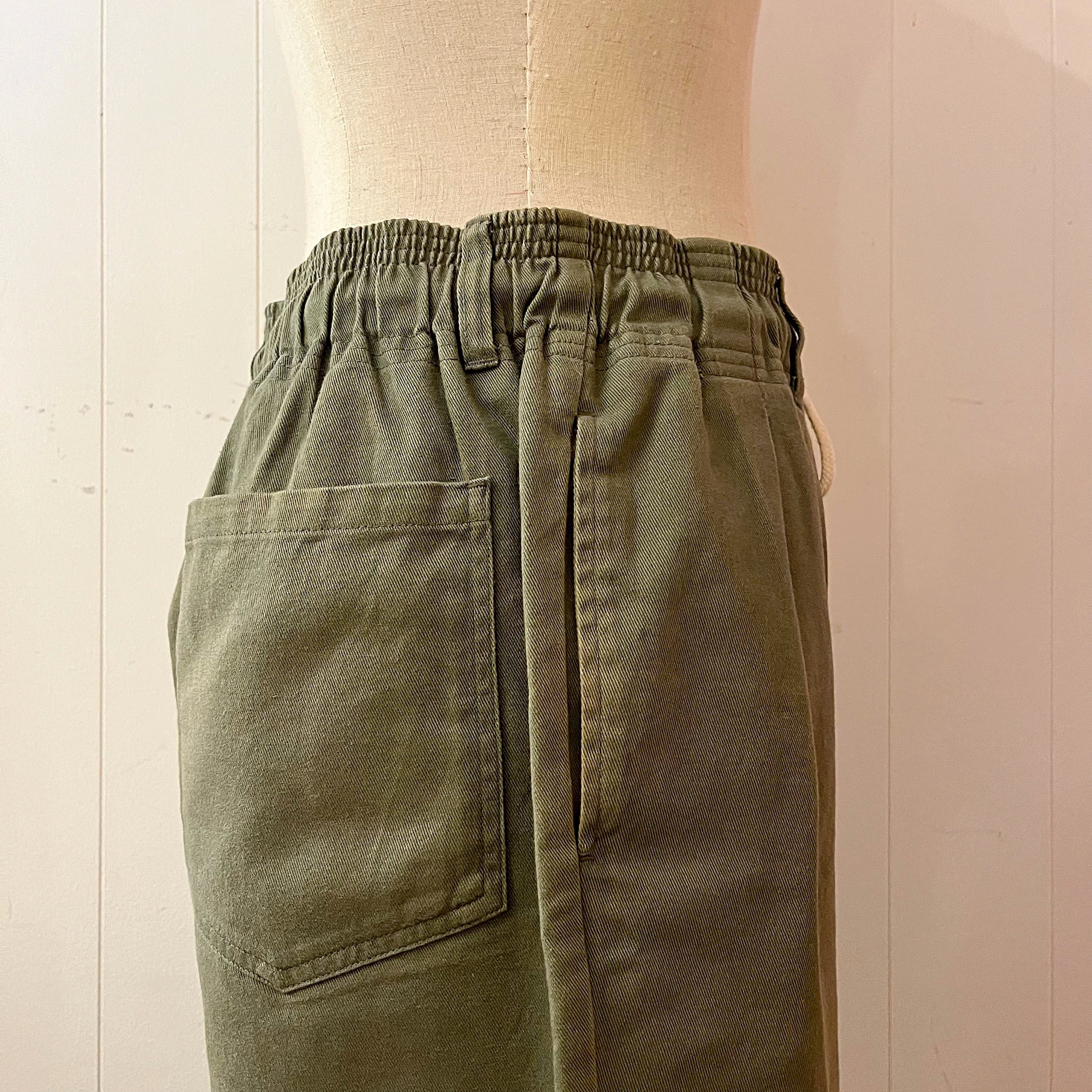 khaki string tapered pants