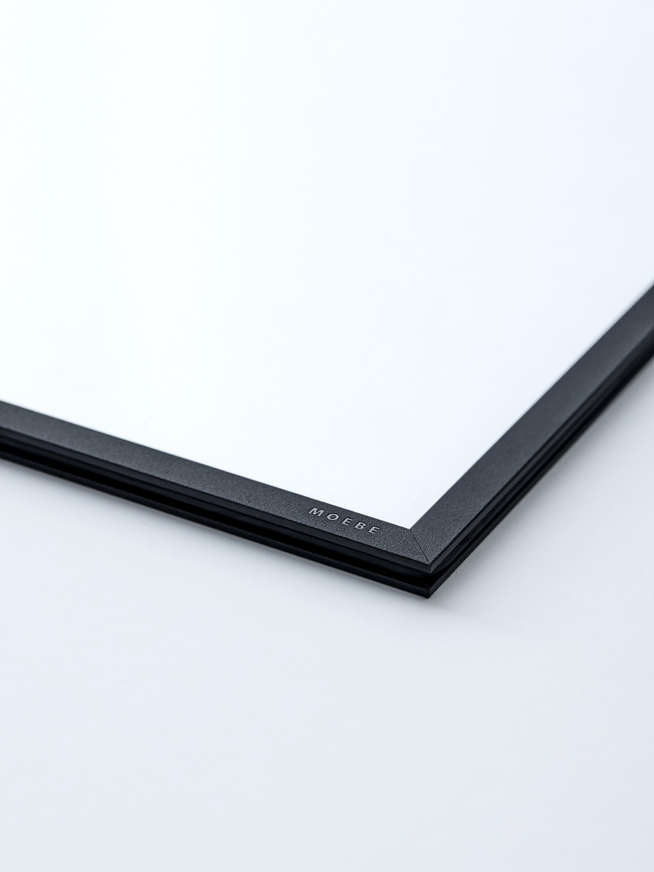 フレーム A4 /ブラック