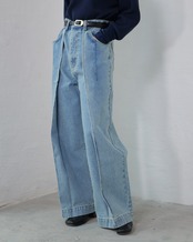 FOURAM - TUCKED DENIM PANTS ：Black｜インタックデザイン／すっきり見えデニムパンツ