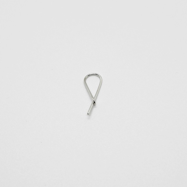 Mirta (ミルタ) Medium Safety Pin Silver Earring ピアス ※片耳販売