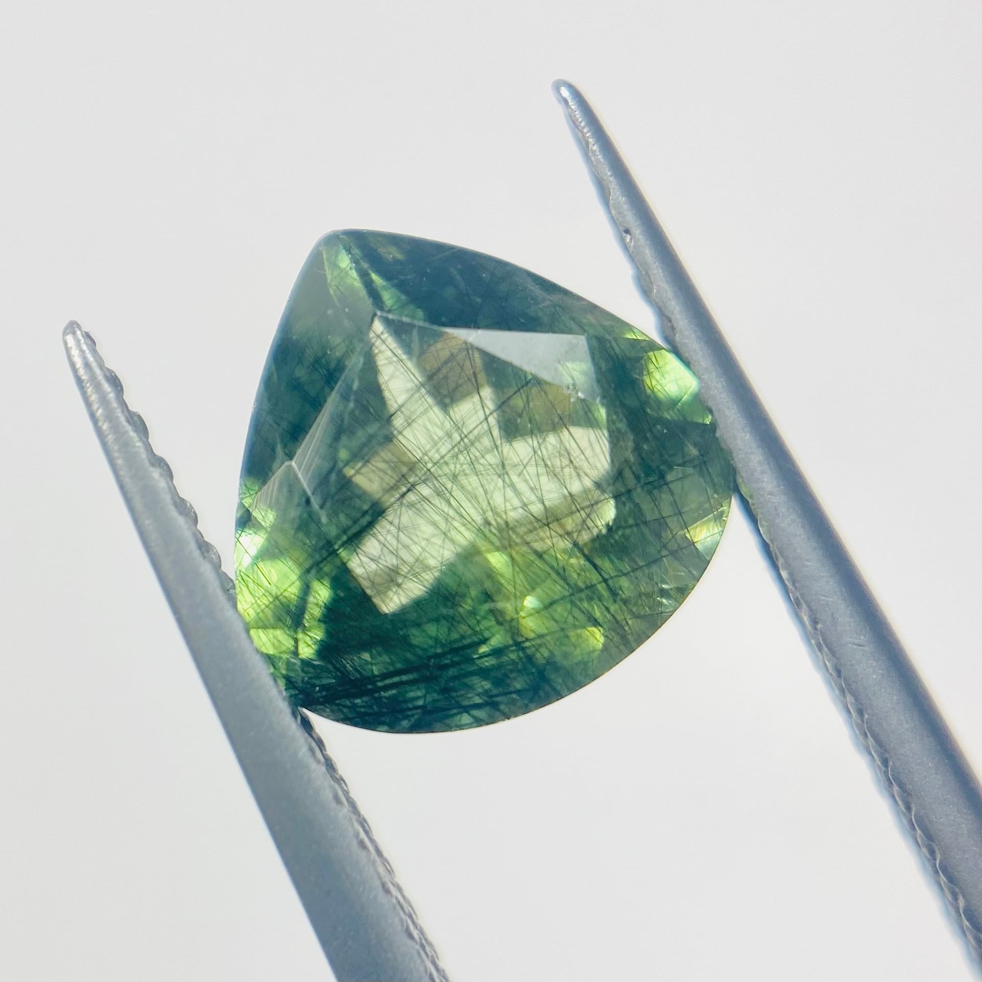 見た目も名前もオサレなルドウィジャイトインペリドット