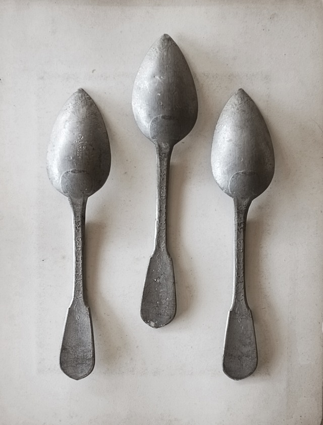 フランス 19世紀 エタン 羽の間の刻印とハンドメイドスプーン アンティーク