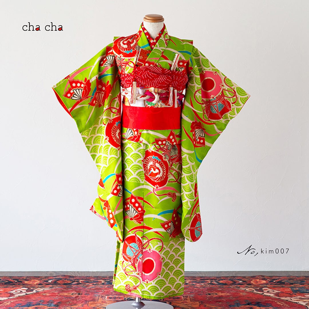 七五三着物と髪飾り専門店 - chacha -