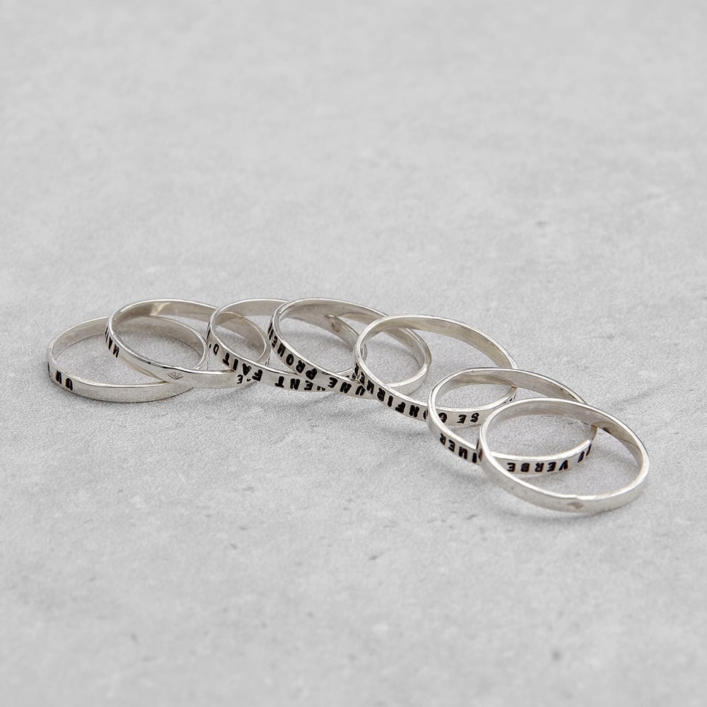 SERGE THORAVAL Un baiser 7連リング シルバー［14号］ セルジュトラ