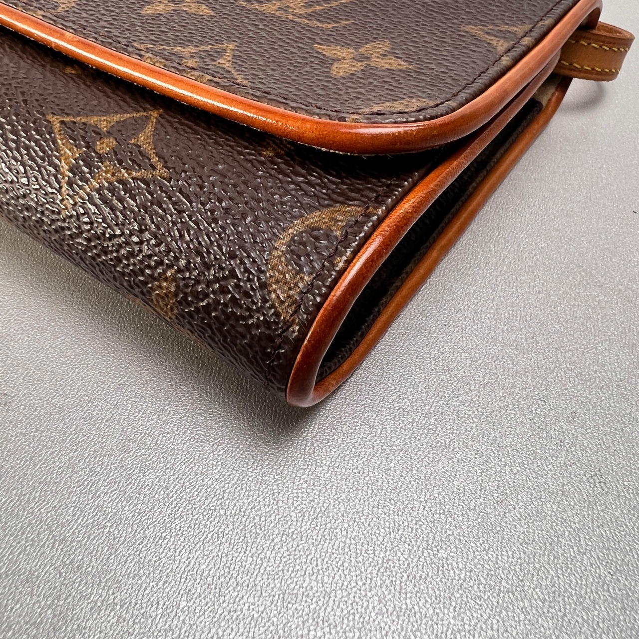 LOUIS VUITTON ルイヴィトン ポシェットツイン モノグラム レザー ショルダーバッグ ブラウン A-14114