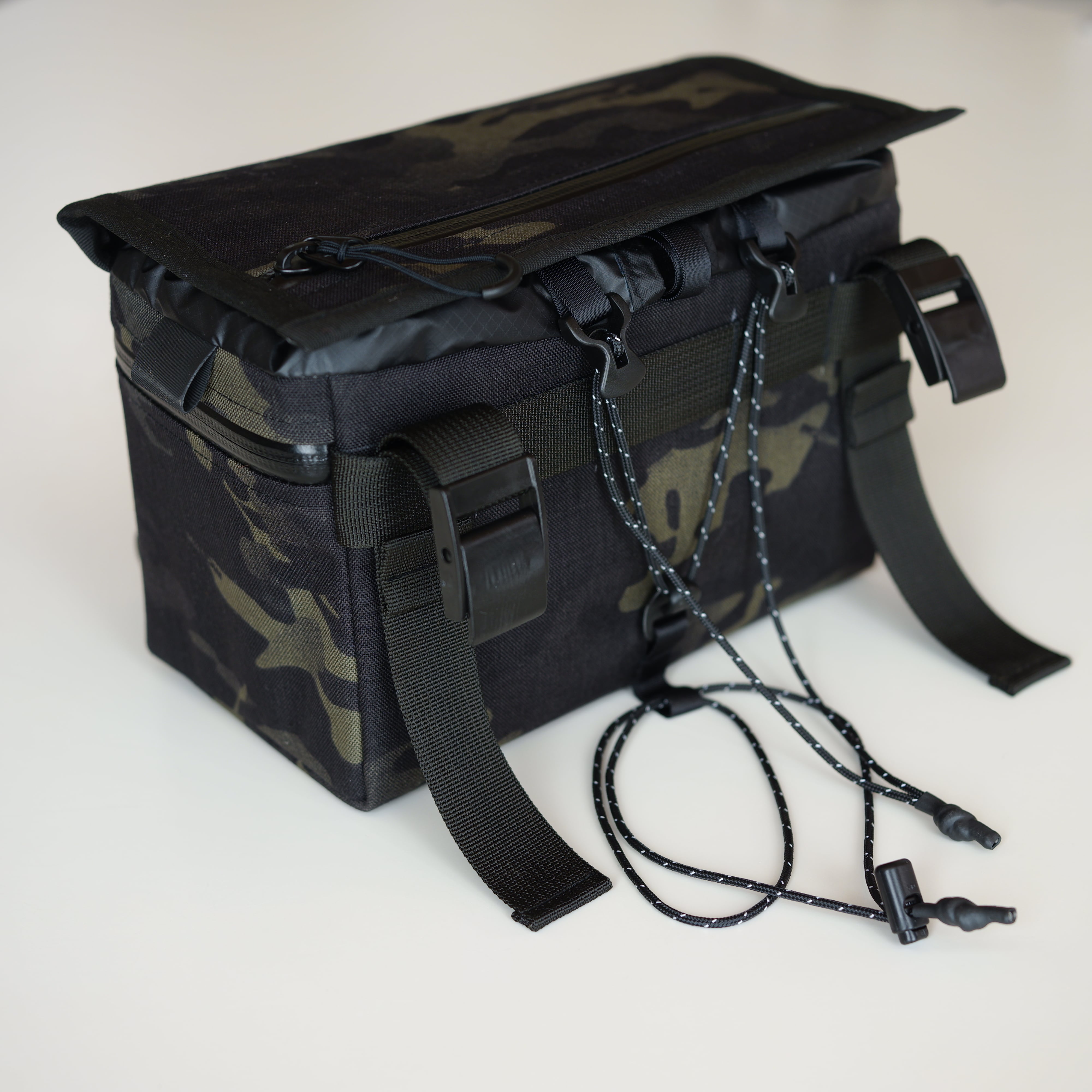 cunningham / CORDURA®︎ 500D MIL-SPEC / MuitiCam Black | tadequi