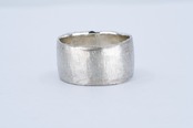 R-110 Bark Ring(L) wild horse