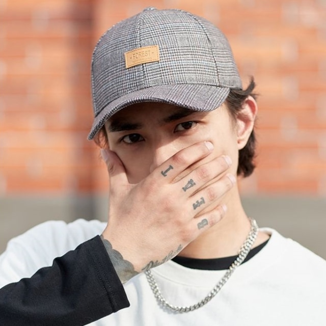 予約販売 キャップ メンズ 帽子 グレンチェック柄 アウトドア B系 タグ ワンポイント ライトグレー ダークグレー ブラウン 野球帽 ストリート スポーティー ダンス こなれ感 お洒落 韓国 トレンド トレンド Favoriteselect 予約販売 キャップ メンズ 帽子 グレンチェック柄 アウトドア B系 タグ ワンポイント ライトグレー ダークグレー ブラウン 野球帽 ストリート スポーティー ダンス こなれ感 お洒落 韓国 トレンド トレンド Favoriteselect