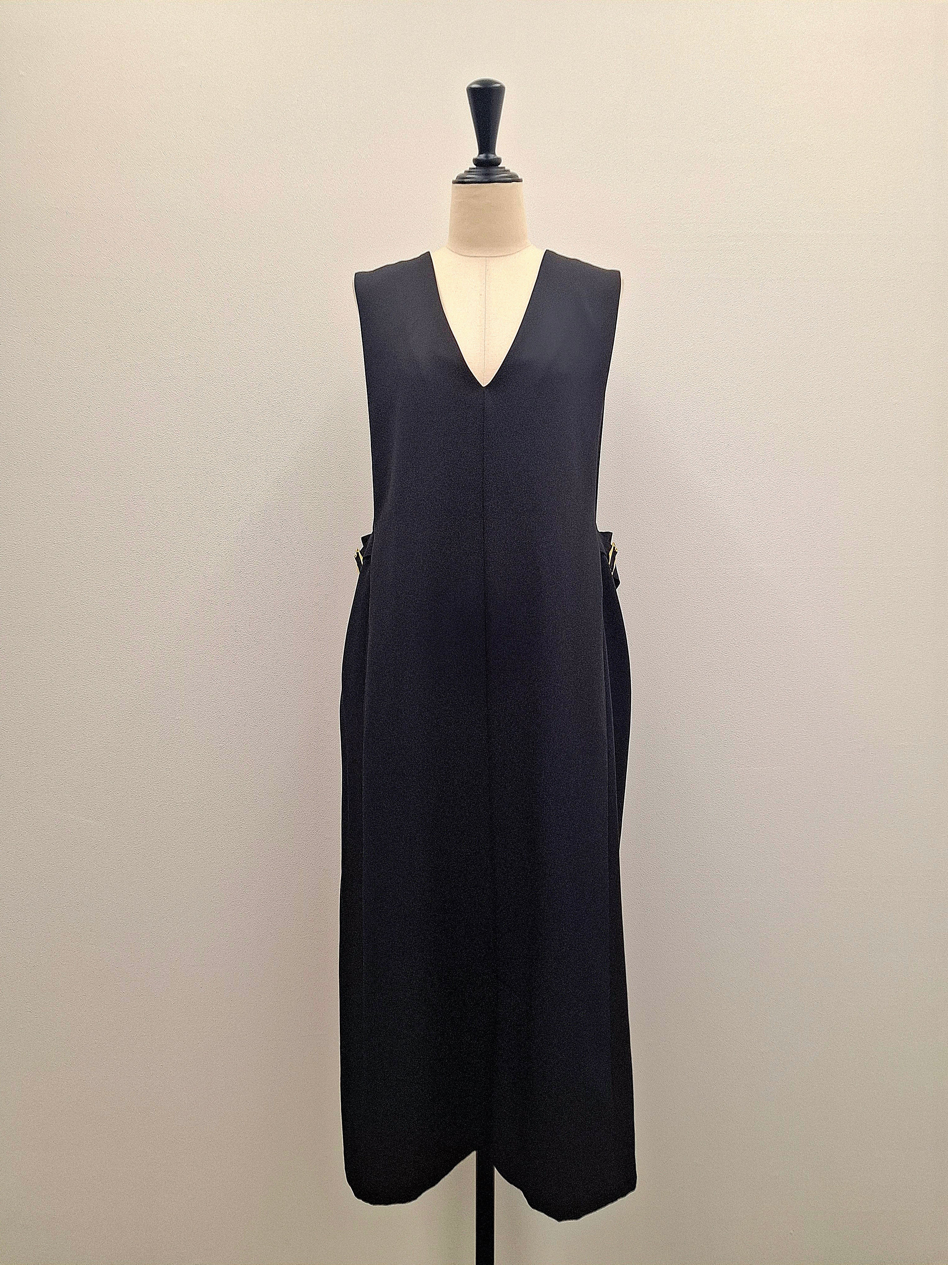 【SAMPLE SALE】サイドバックルVネックジャンパースカート