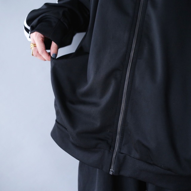 "adidas" black×white good coloring XXL over silhouette track jacket