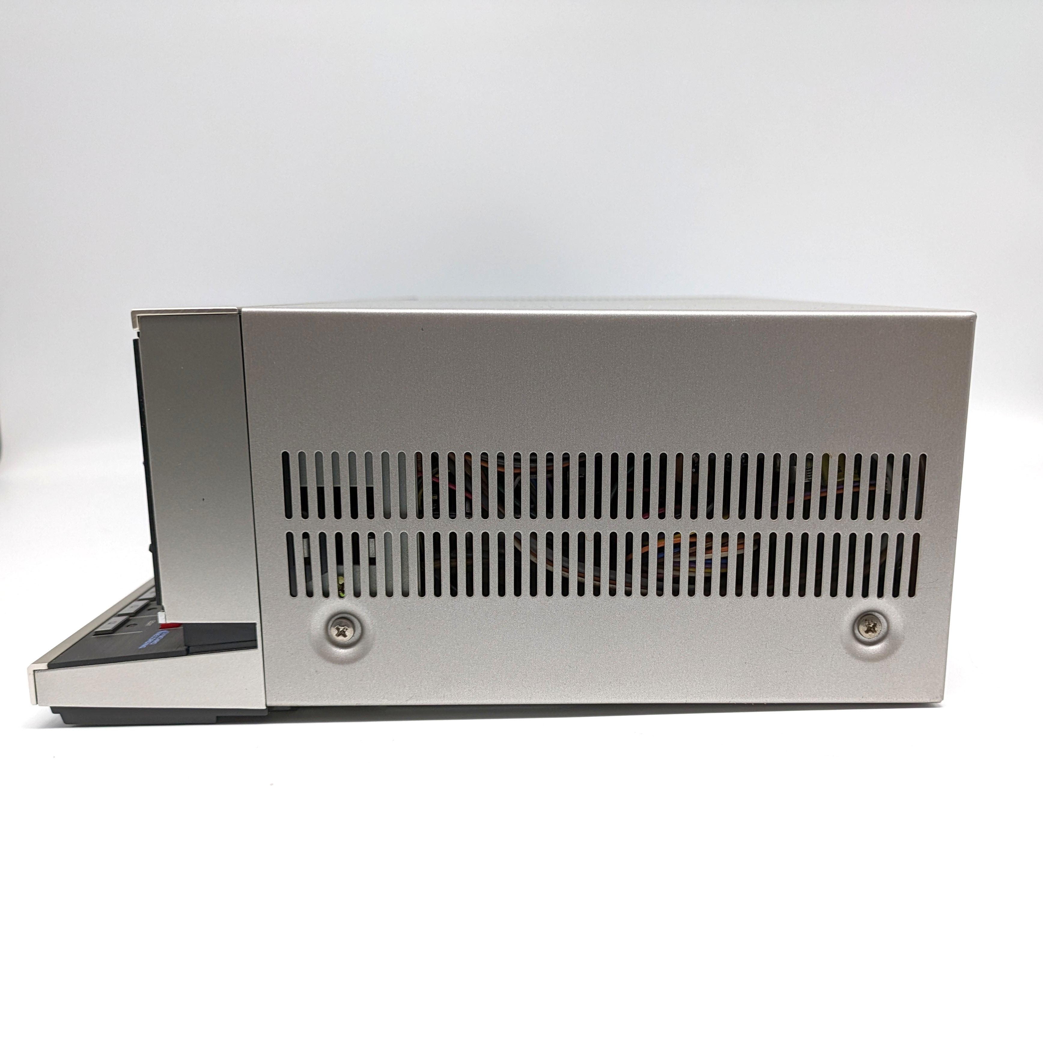 AIWA(アイワ)・ダブルカセットデッキ・FX-11・オーディオ機器 AIWA(アイワ)・ダブルカセットデッキ・FX-11・オーディオ機器