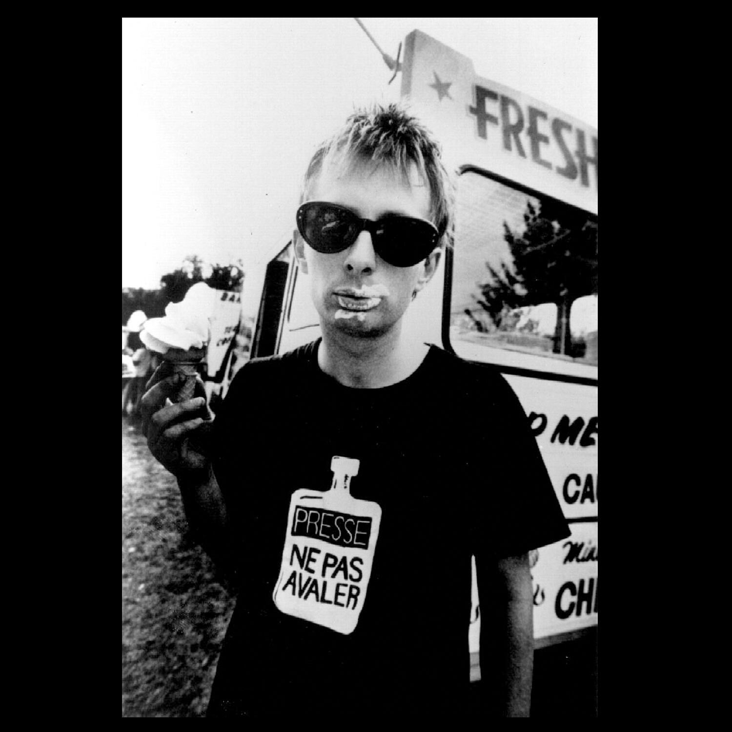 Radiohead Thom Yorke Bottle トムヨーク Tシャツ レディオヘッド Radiohead Sstee Bottle Oguoy Destroy It Create It Share It Radiohead Thom Yorke Bottle トムヨーク Tシャツ レディオヘッド Radiohead Sstee Bottle Oguoy Destroy It Create It Share It