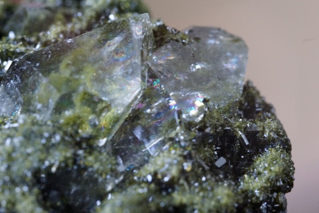 トルコ産エピドート / クォーツ (E) Epidote / Quartz