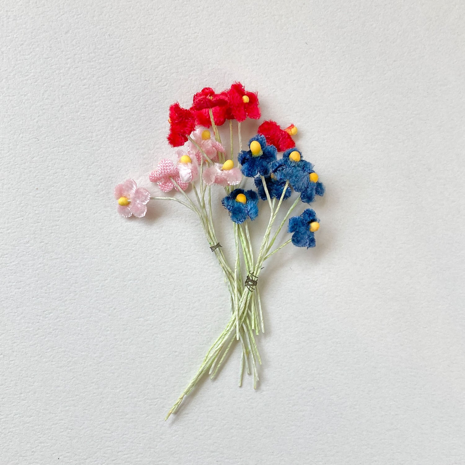 ヴィンテージ 布花 ワイヤー エクリュ ローズ .