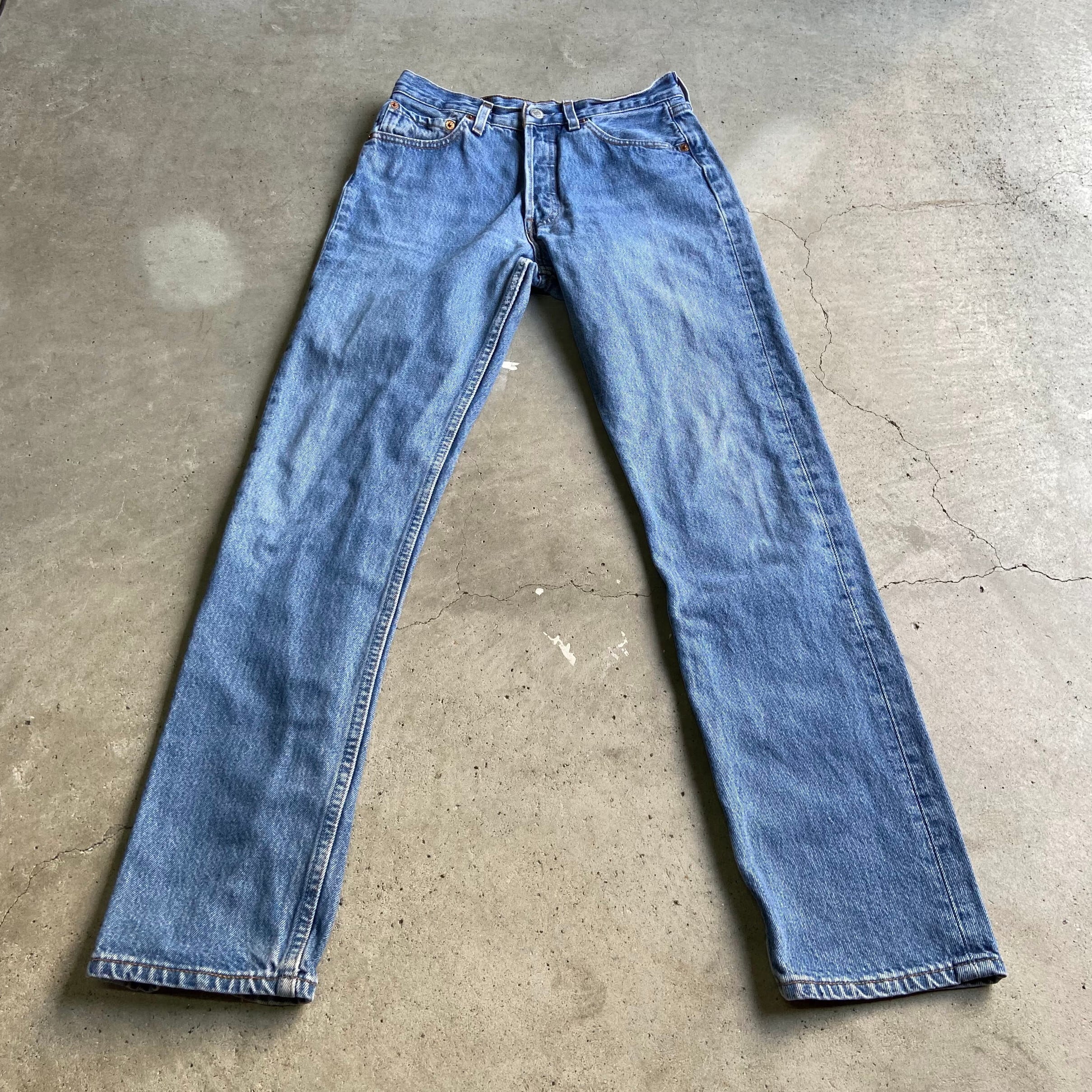 90年代 フランス製 Levi's ユーロリーバイス 501 ストレート デニムパンツ レディースW29 古着 ヨーロッパ企画 90s ヴィンテージ  ビンテージ 【デニムパンツ】【CS2212-20】【AN20】 | cave 古着屋【公式】古着通販サイト