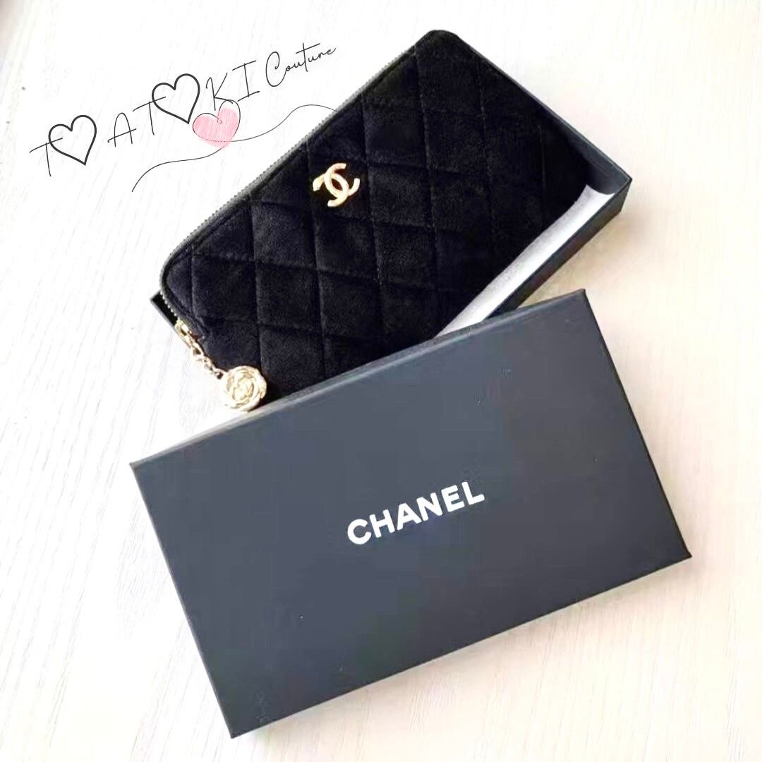 ノベルティ】New✨️♡CHANEL♡ ブラックチェーンウォレット | T♡AT