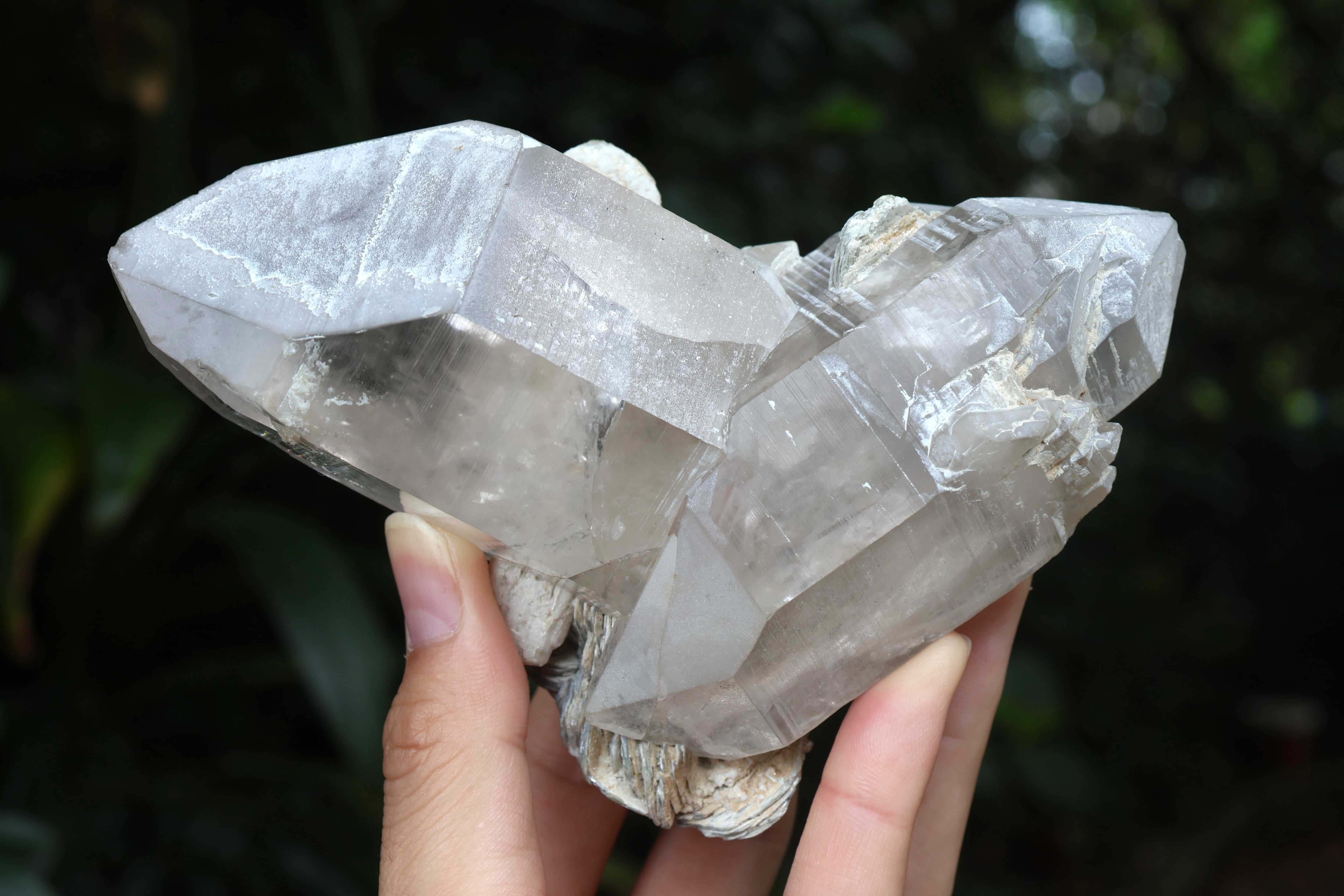 ヒマラヤ水晶 タプレジュン産 虹入り DT