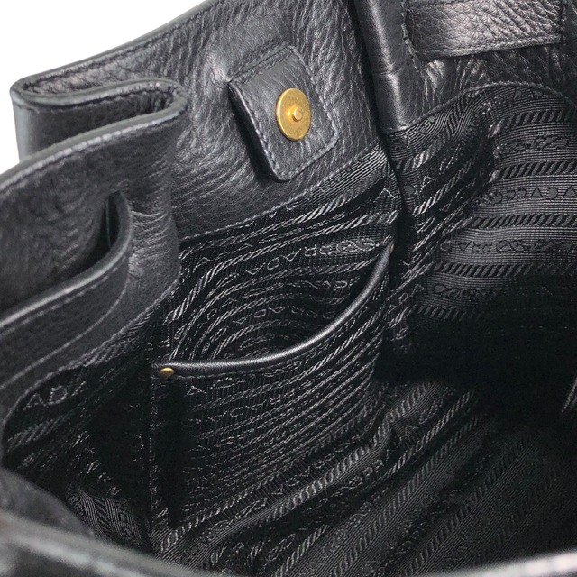 PRADA プラダ ショルダーバッグ ブラック ロゴ レザー フロントバックル vintage ヴィンテージ オールド rv2srn