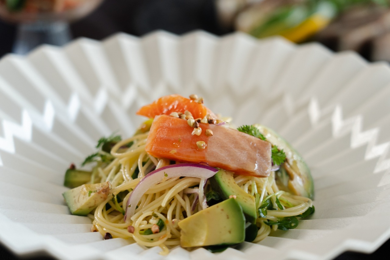 極み九州サーモンギフトセット（化粧箱入り）