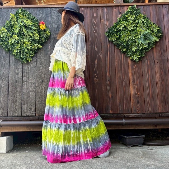 ティアードタイダイスカート