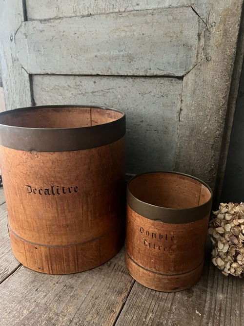 VINTAGE    フランス木製グレインメジャー sサイズ