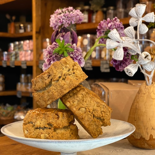 Scones sux noix et au thé くるみと紅茶のスコーン1個 画像