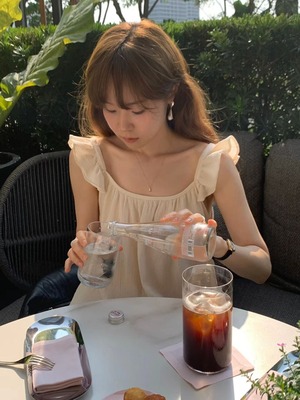[OUNCE] annie frill blouse (即納)