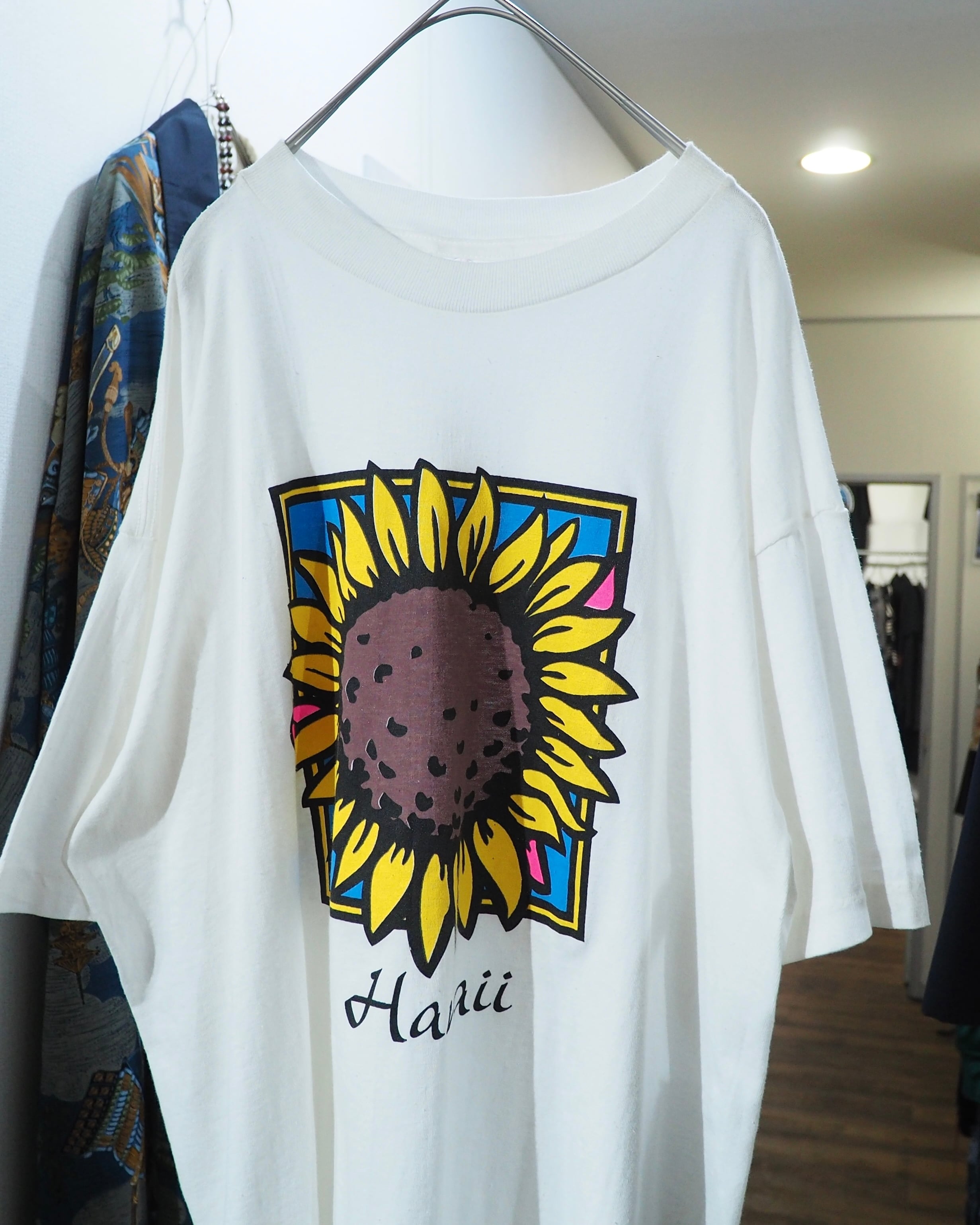 1990s ” 向日葵 ” Beautiful Sunflower printed vintage White SS Tee