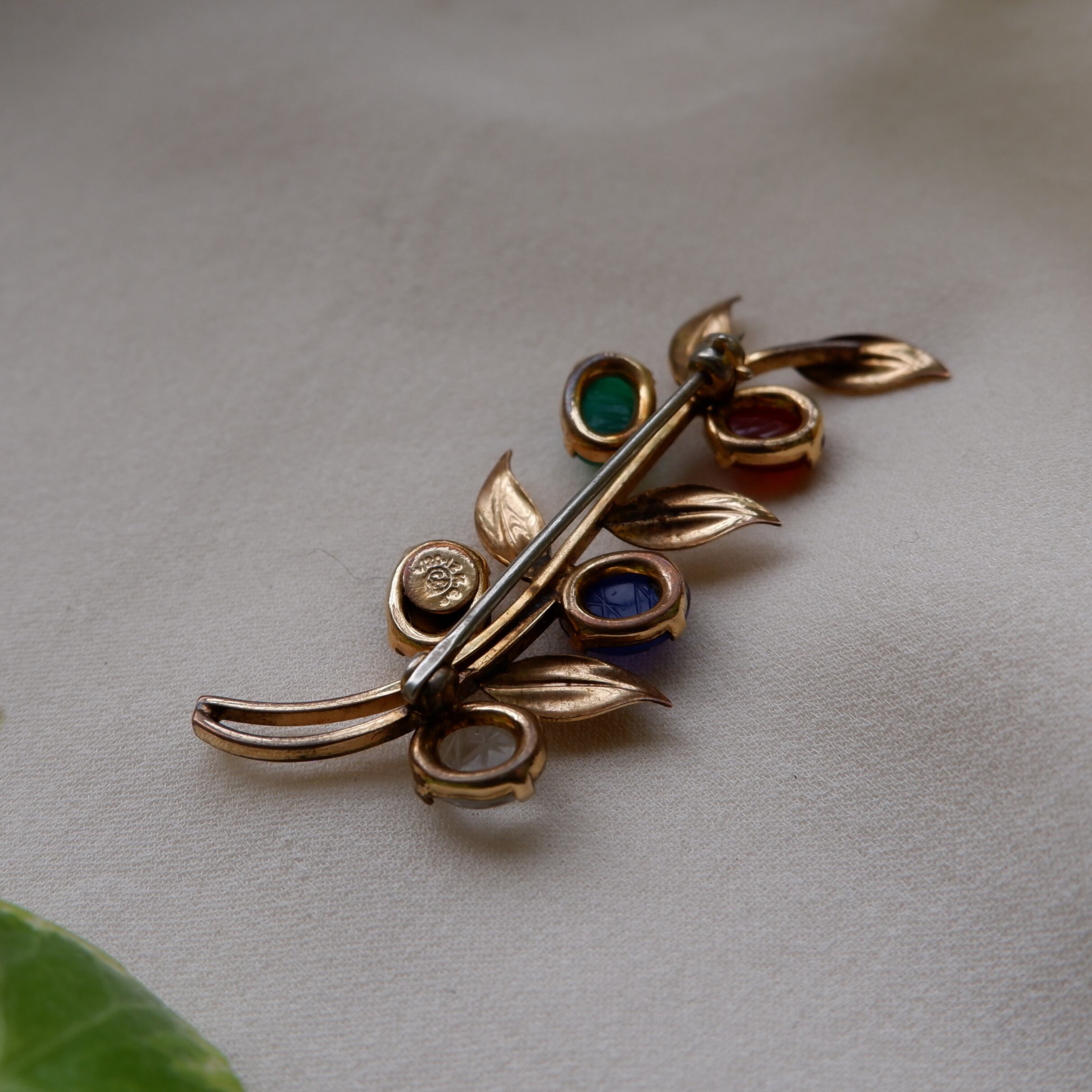 5色の蕾 ヴィンテージブローチ (bell-88) | past things