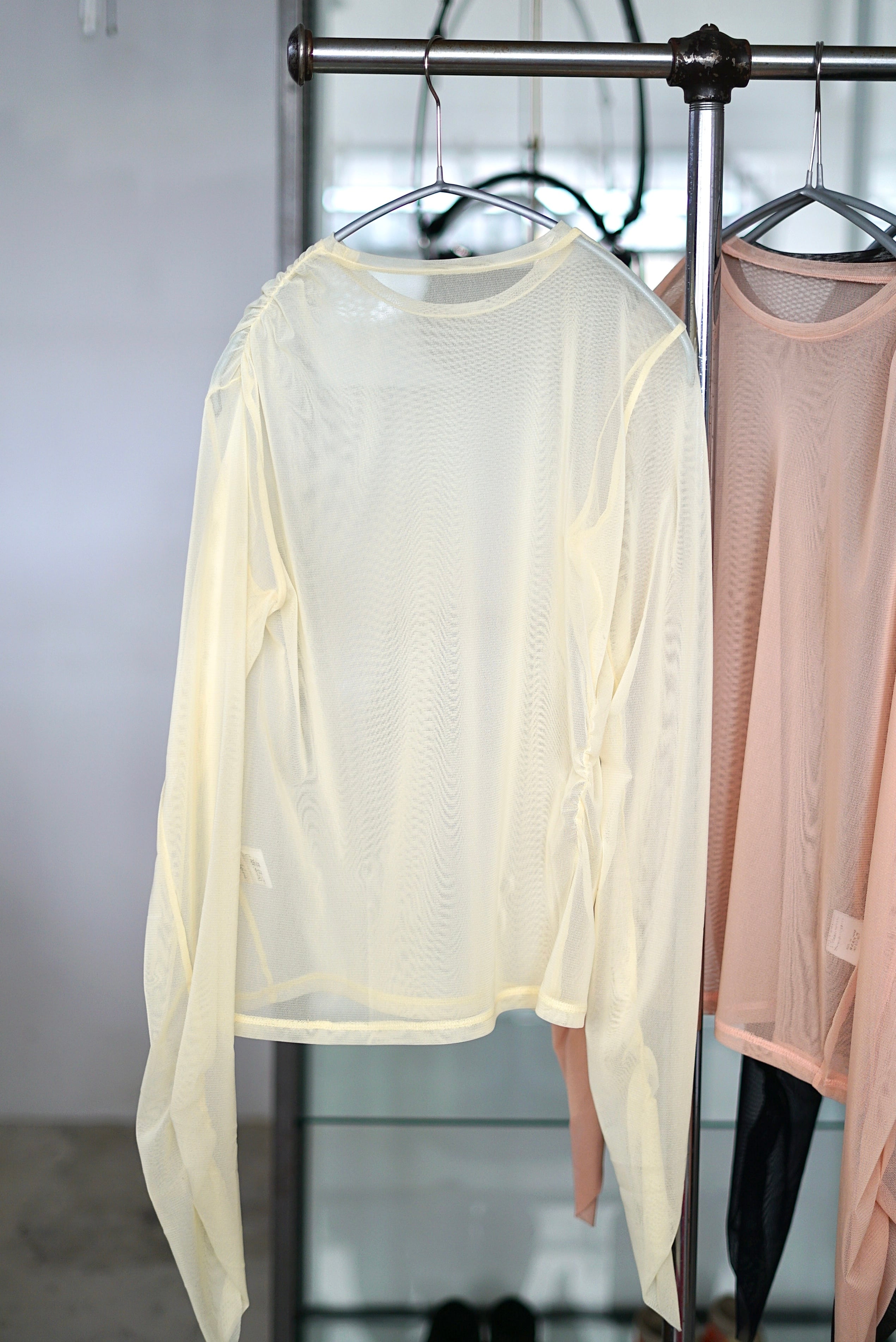 JUN MIKAMI / POWER NET LONG SLEEVE (LEMON CURD, SHELL PINK