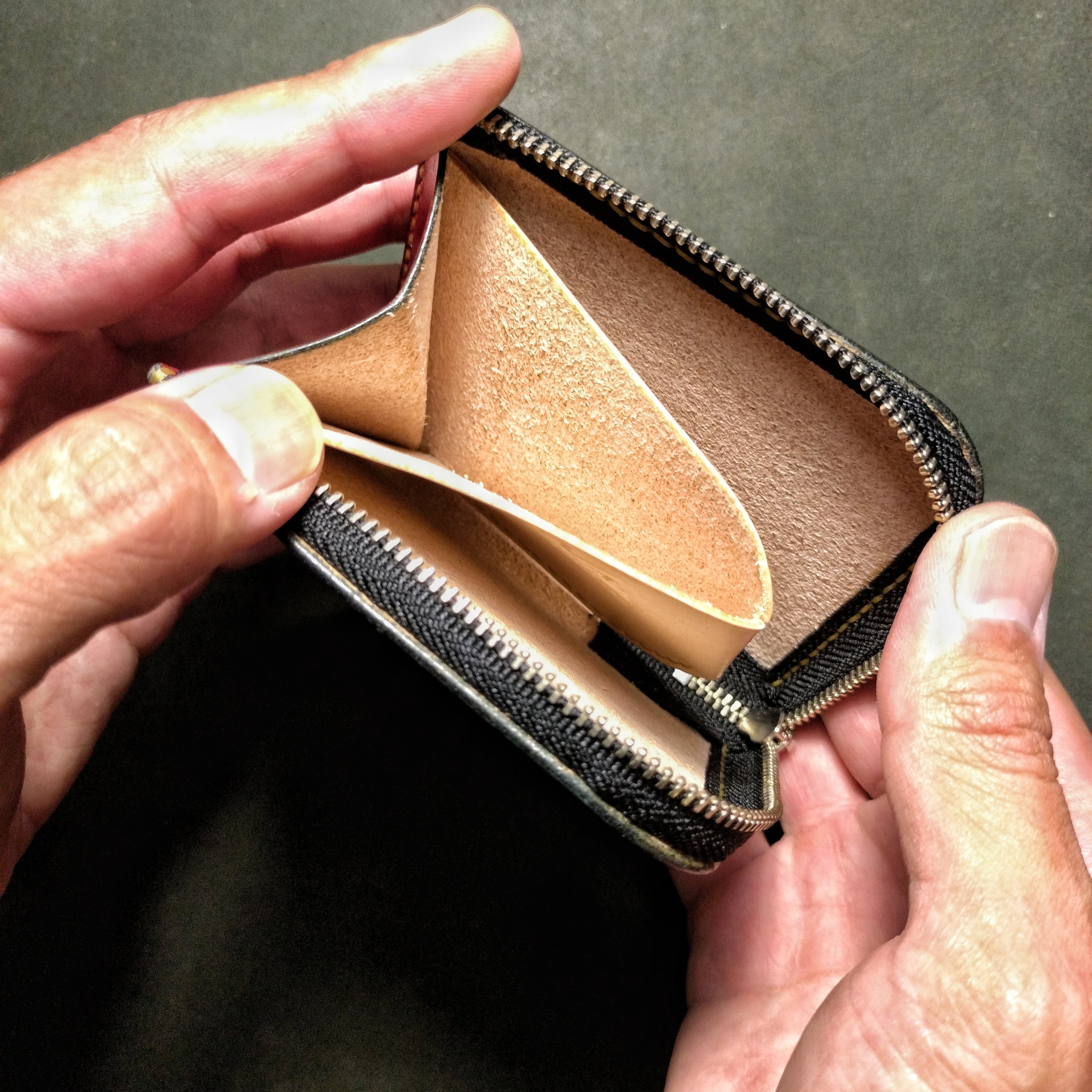 NA Lzip mini / blue】 | NA Leather Factory