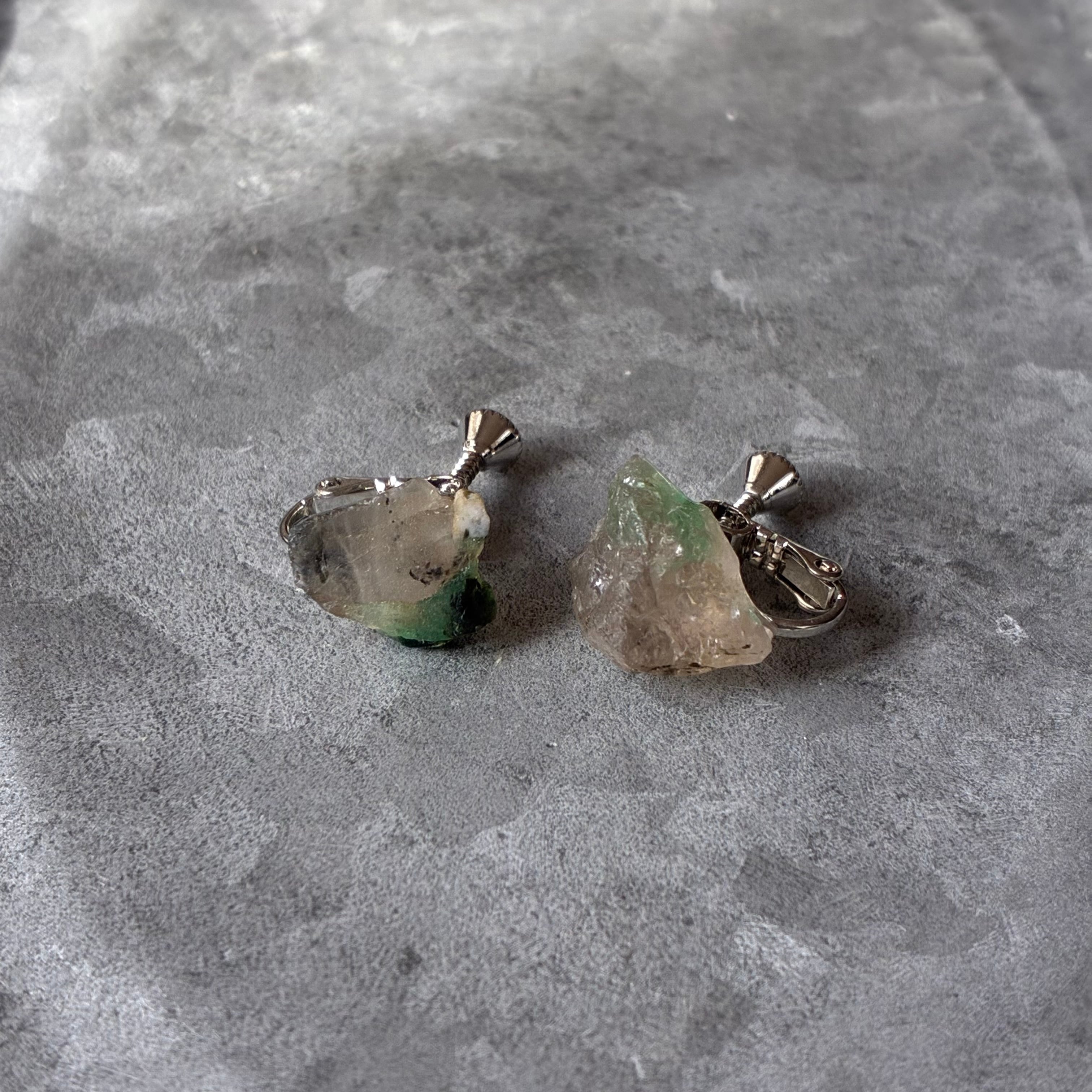 ジオ - 鉱物・原石のハンドメイド天然石アクセサリー