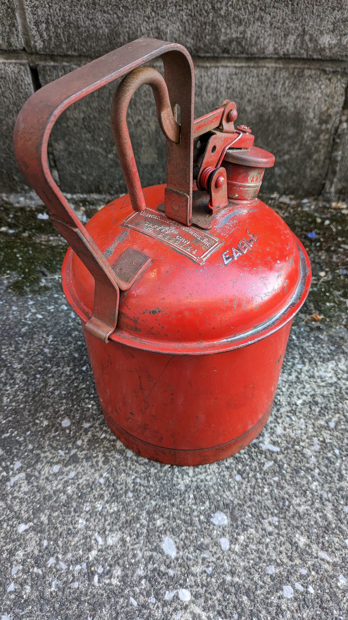 Vintage EAGLE Metal GasolinCan SafetyCan 1gallon Oil Can 