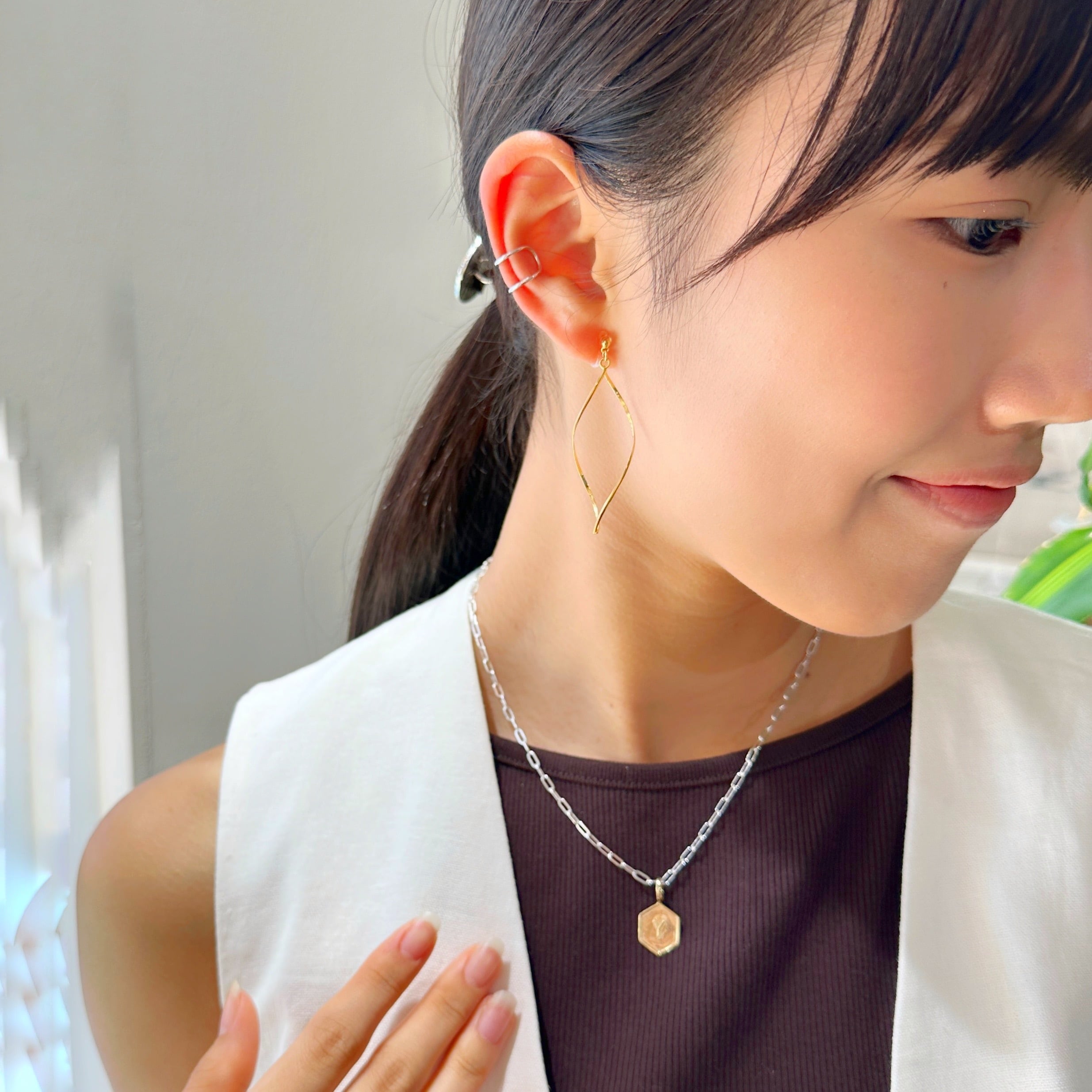 お客　ペンダント　ネックレス　ピアス Gold Coating 流線 ロング フックピアス | 【公式通販】鎌倉のシルバー