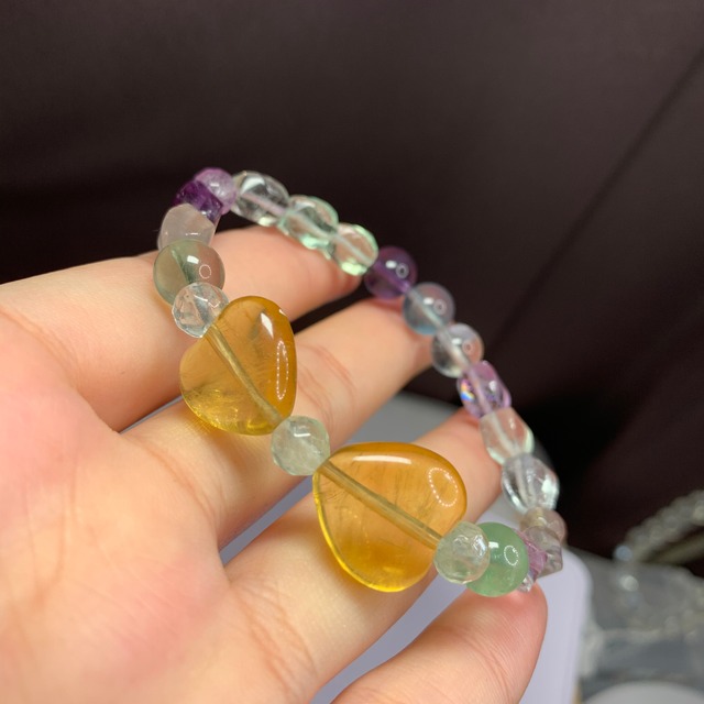 フローライトハート♡デザインブレスレット