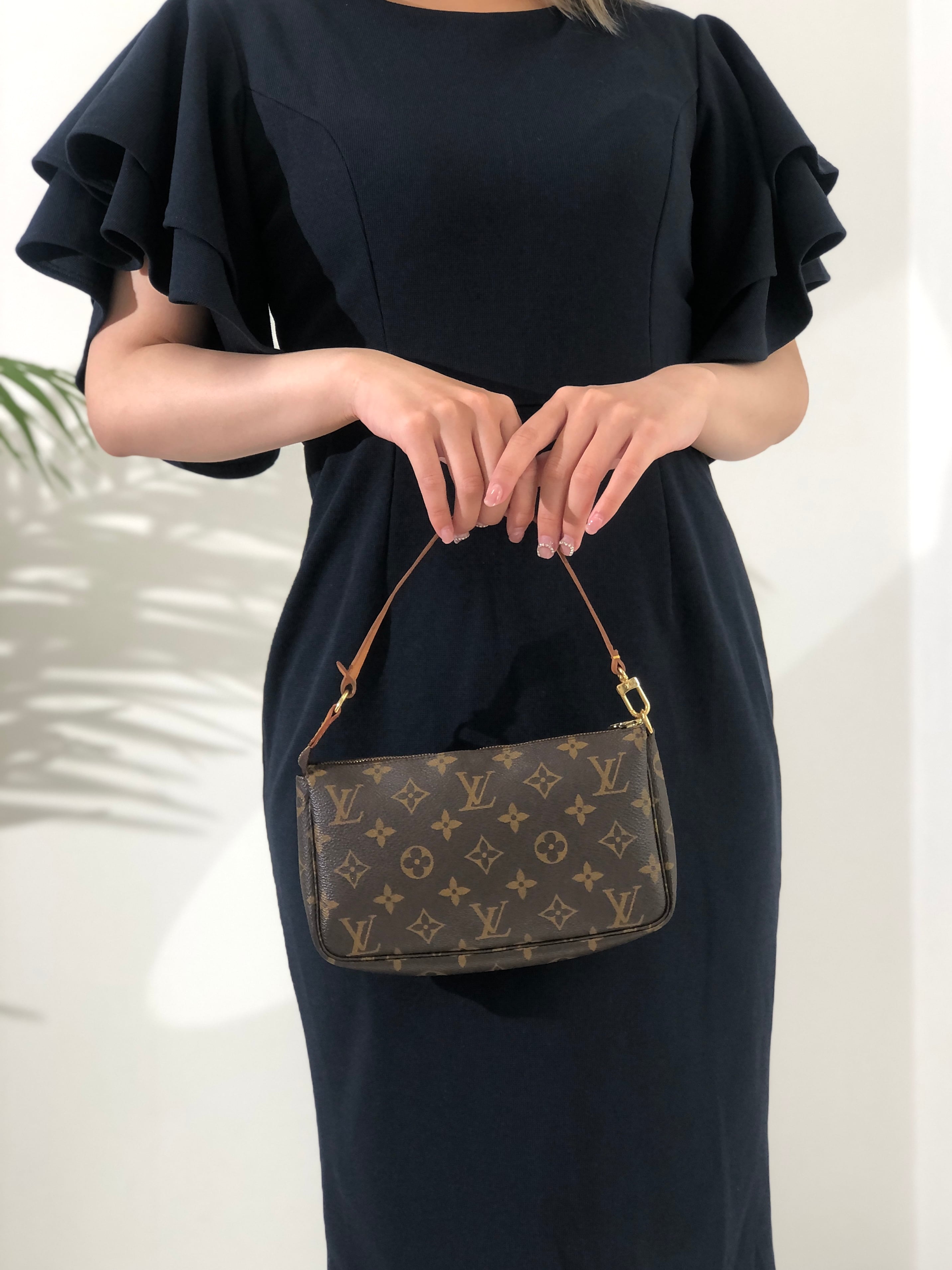 Louis Vuitton M51980 Pochette Accessoires Monogram Canvas