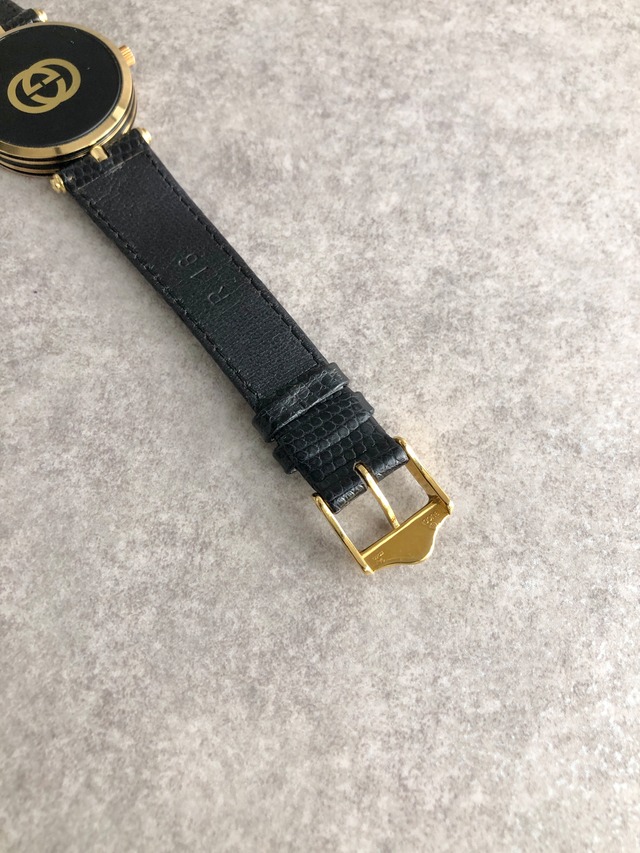 GUCCI グッチ 腕時計 ブラック ゴールド ローマ レザー クウォーツ vintage ヴィンテージ オールド b2b3v5
