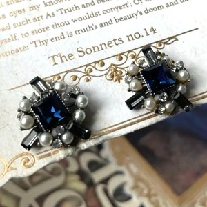 ヴィンテージ　ピアス