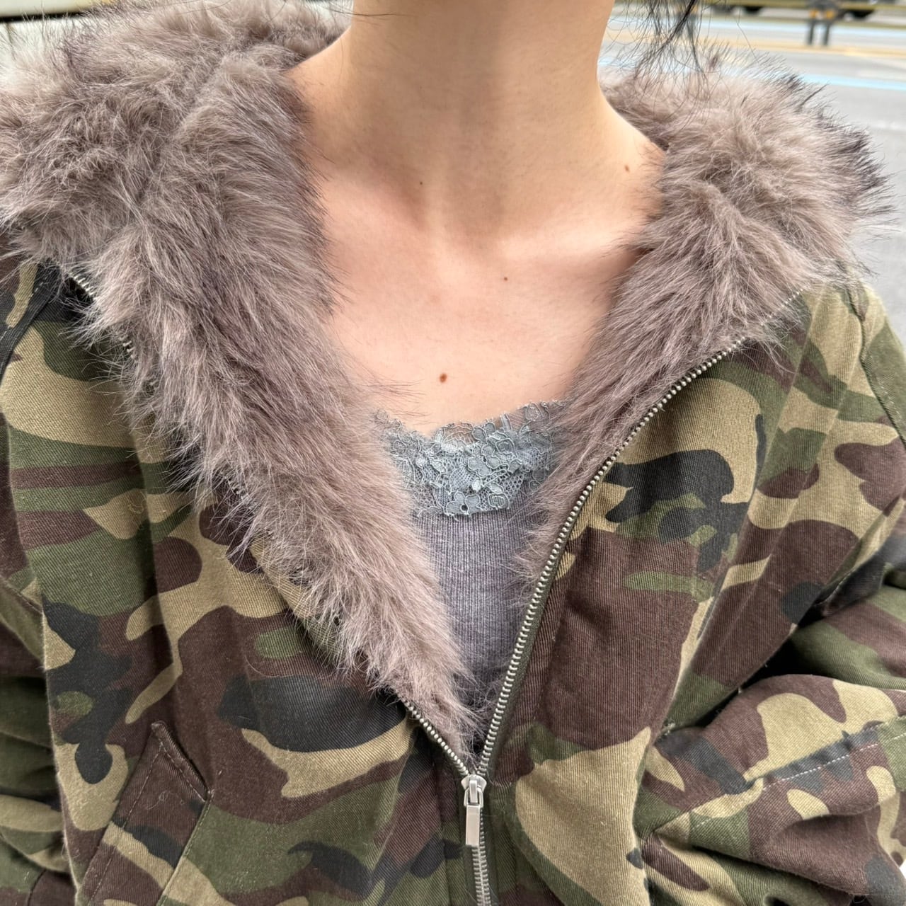 迷彩柄フード付きジャケット RUSTY 迷彩柄フード付きジャケット - メルカリ