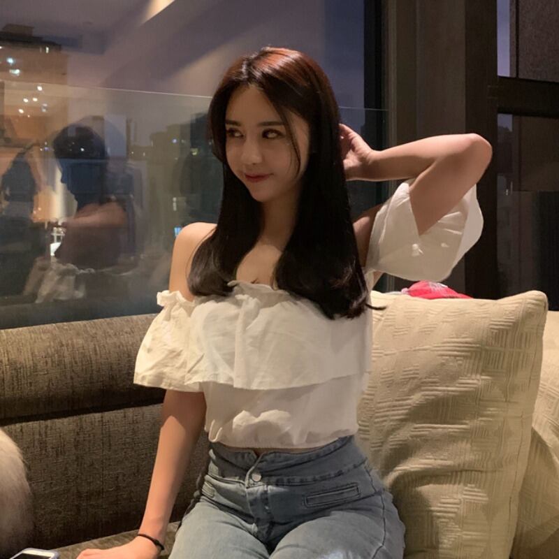 2020年初春の新デザインセンスニッチレトロ香港スタイルワンウェイネックショートワイルドホワイトシャツトップ女性 1号婦人25595082055