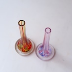 ビー玉のような花瓶