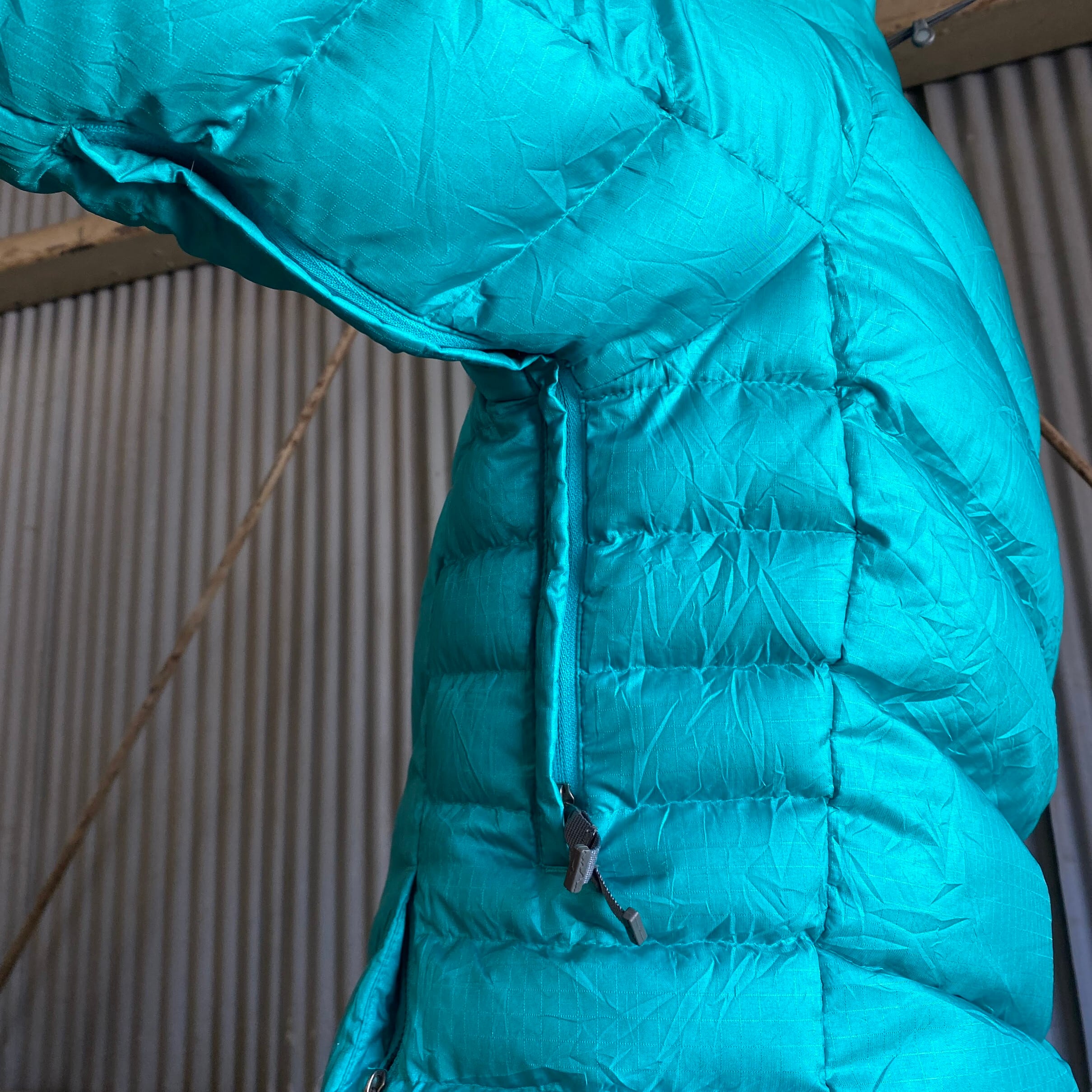 11年製 Patagonia パタゴニア ダウンジャケット 30550FA11 レディース