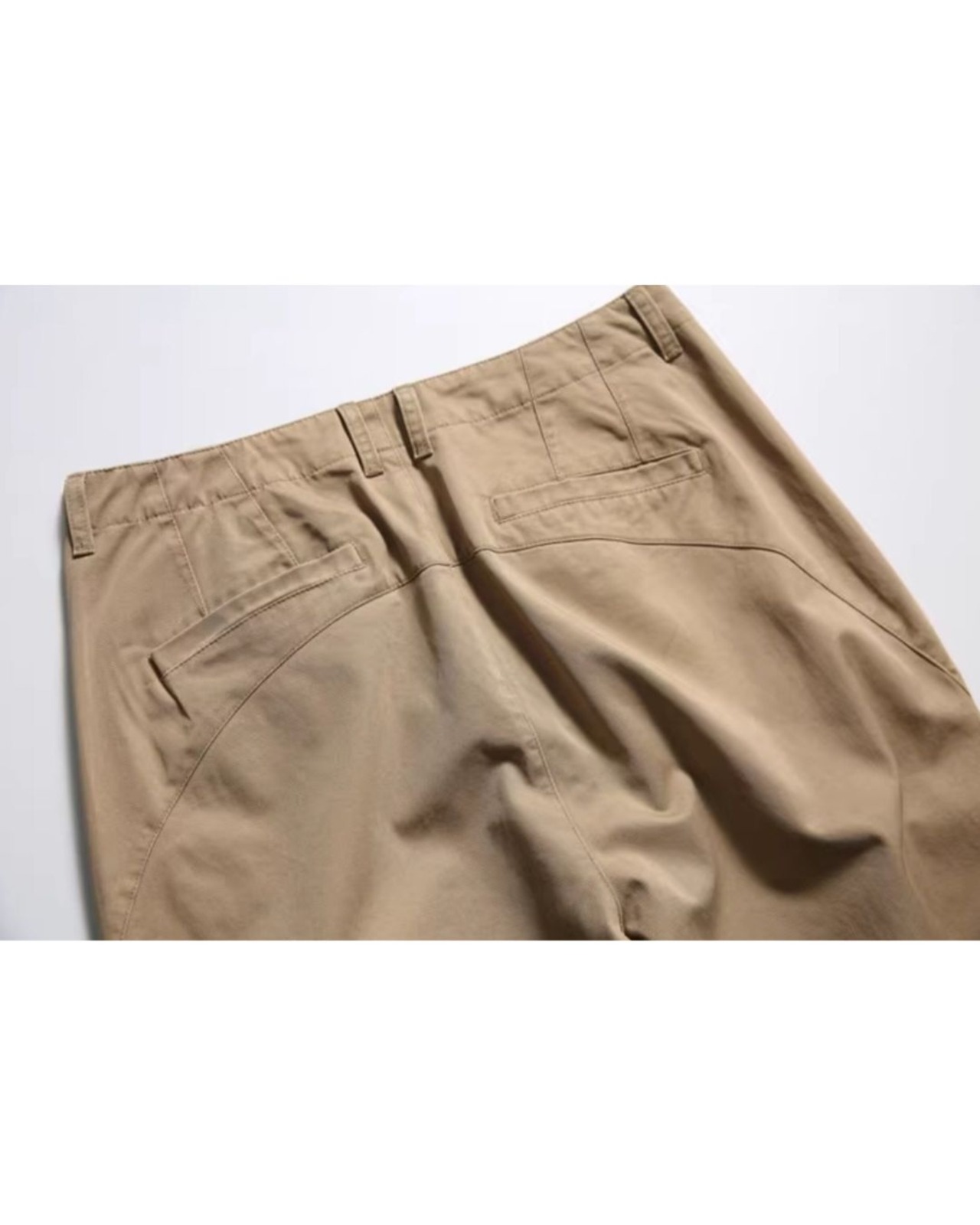 タックワイドテーパードパンツ　S0367