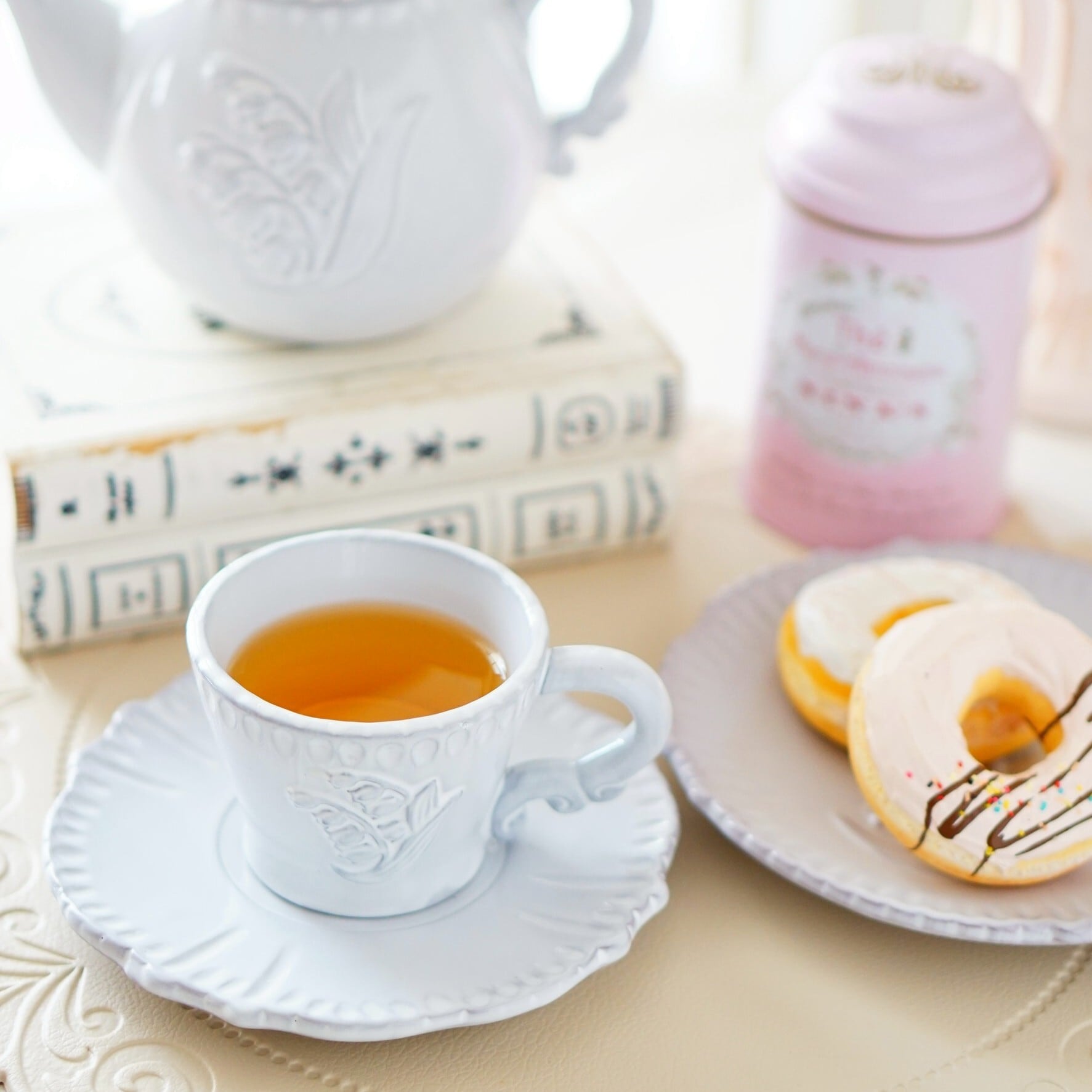 Suzuran teapot / すずらん ティーポット | BONNE CHANCE