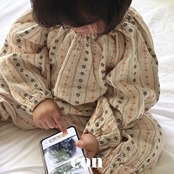韓国子供服 / 26Autumn / CON / メローブラウス / キッズ / 秋服 *1~4*