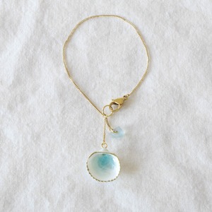 Shell Charm │ 貝殻のお守りブレスレット〈Beach〉